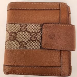 GUCCI bifold wallet with coin purse